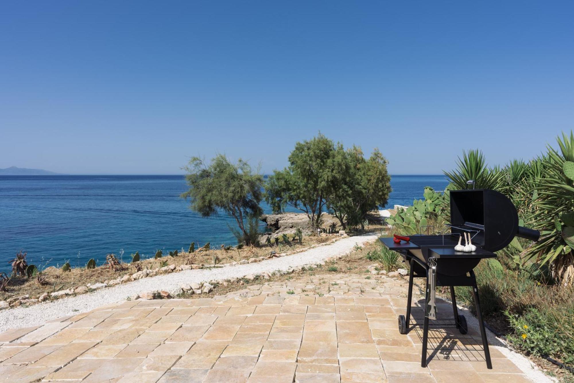 Terra Petra Luxury - The Seafront Retreat * Skinária