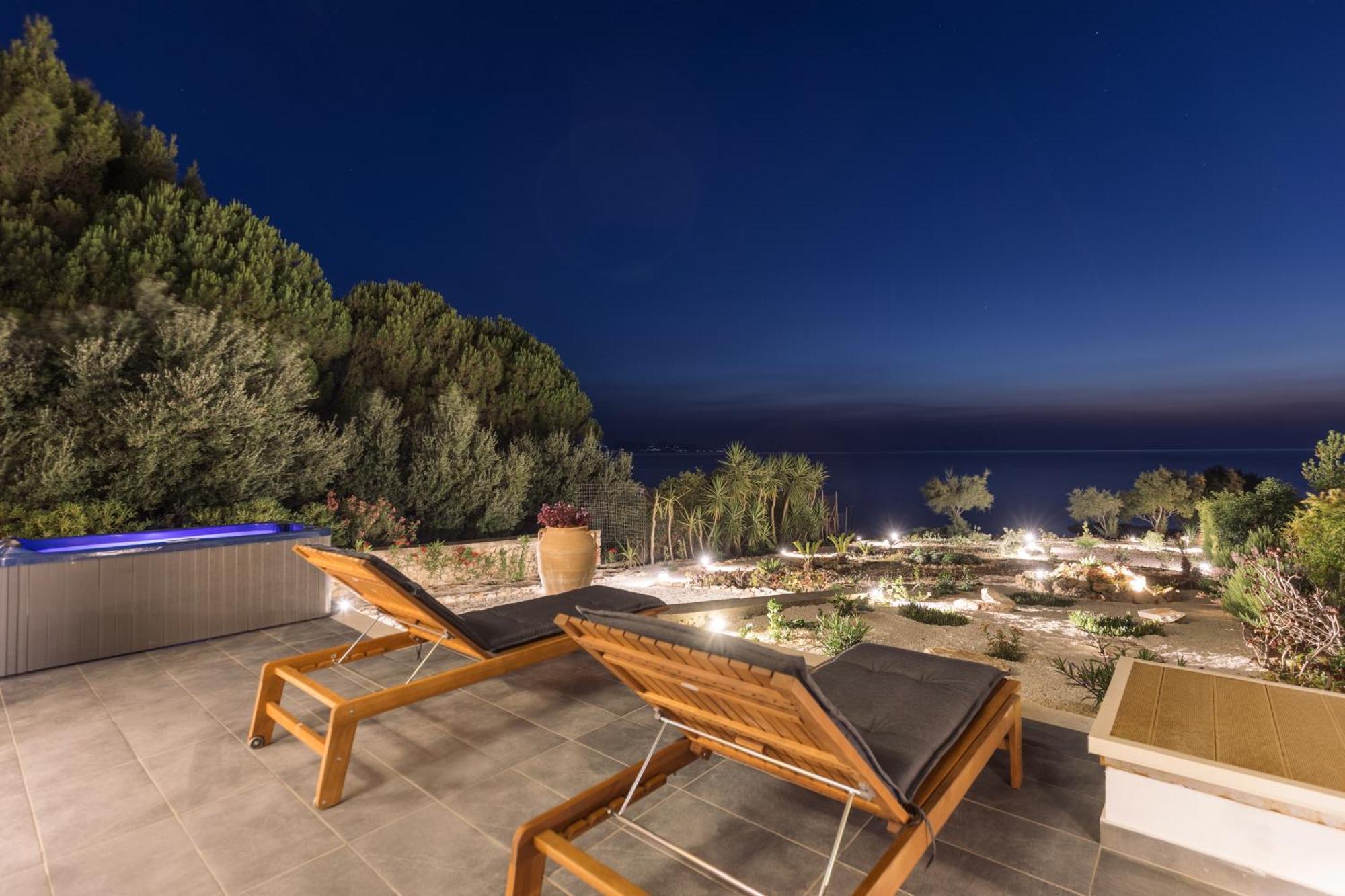 Terra Petra Luxury - The Seafront Retreat Vila *