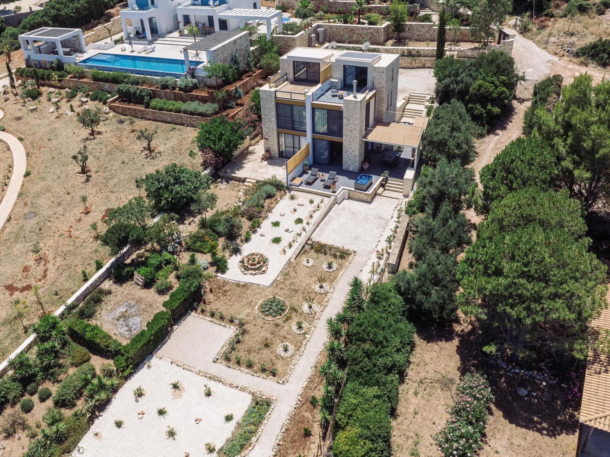 Terra Petra Luxury - The Seafront Retreat Vila *