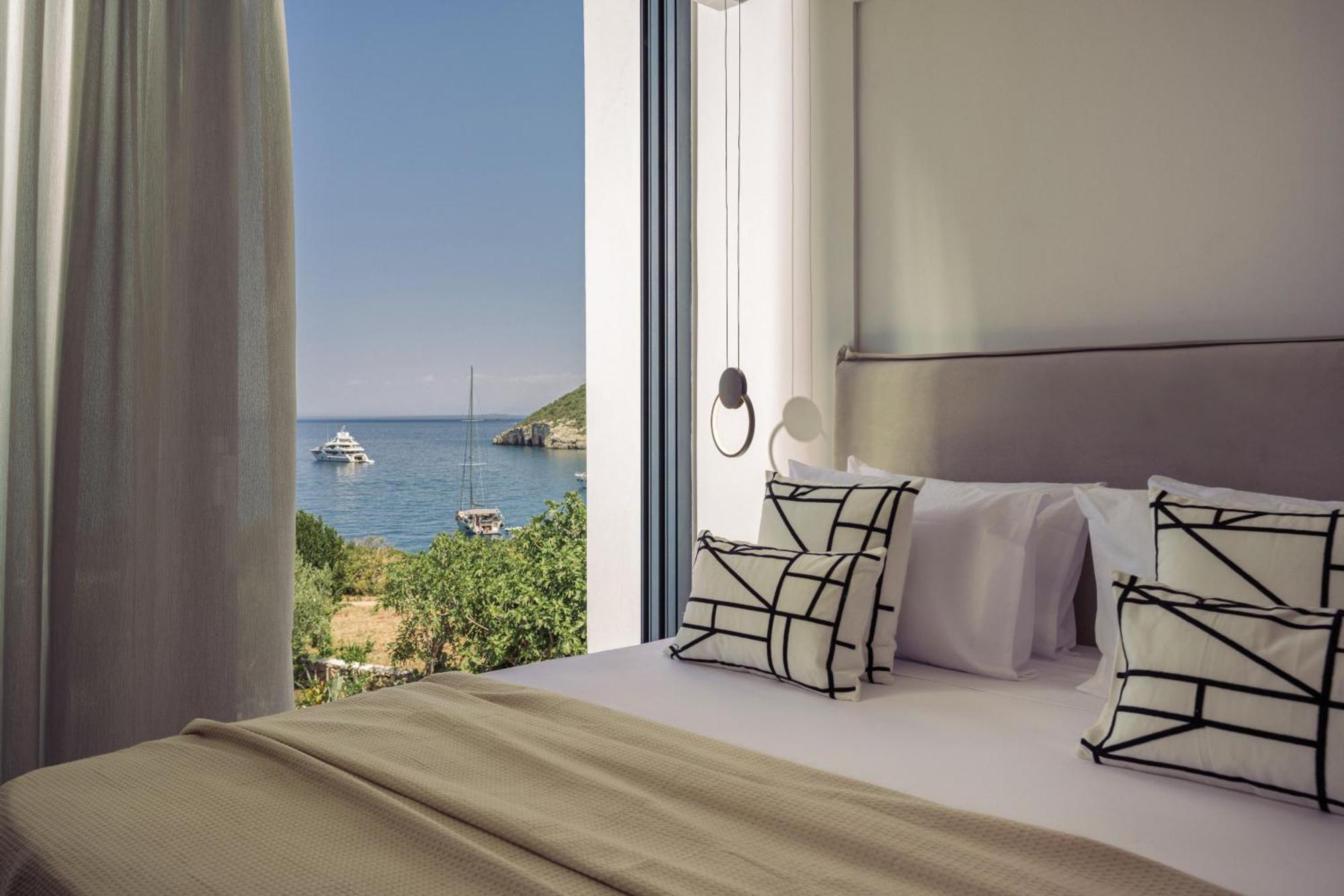 Terra Petra Luxury - The Seafront Retreat Vila