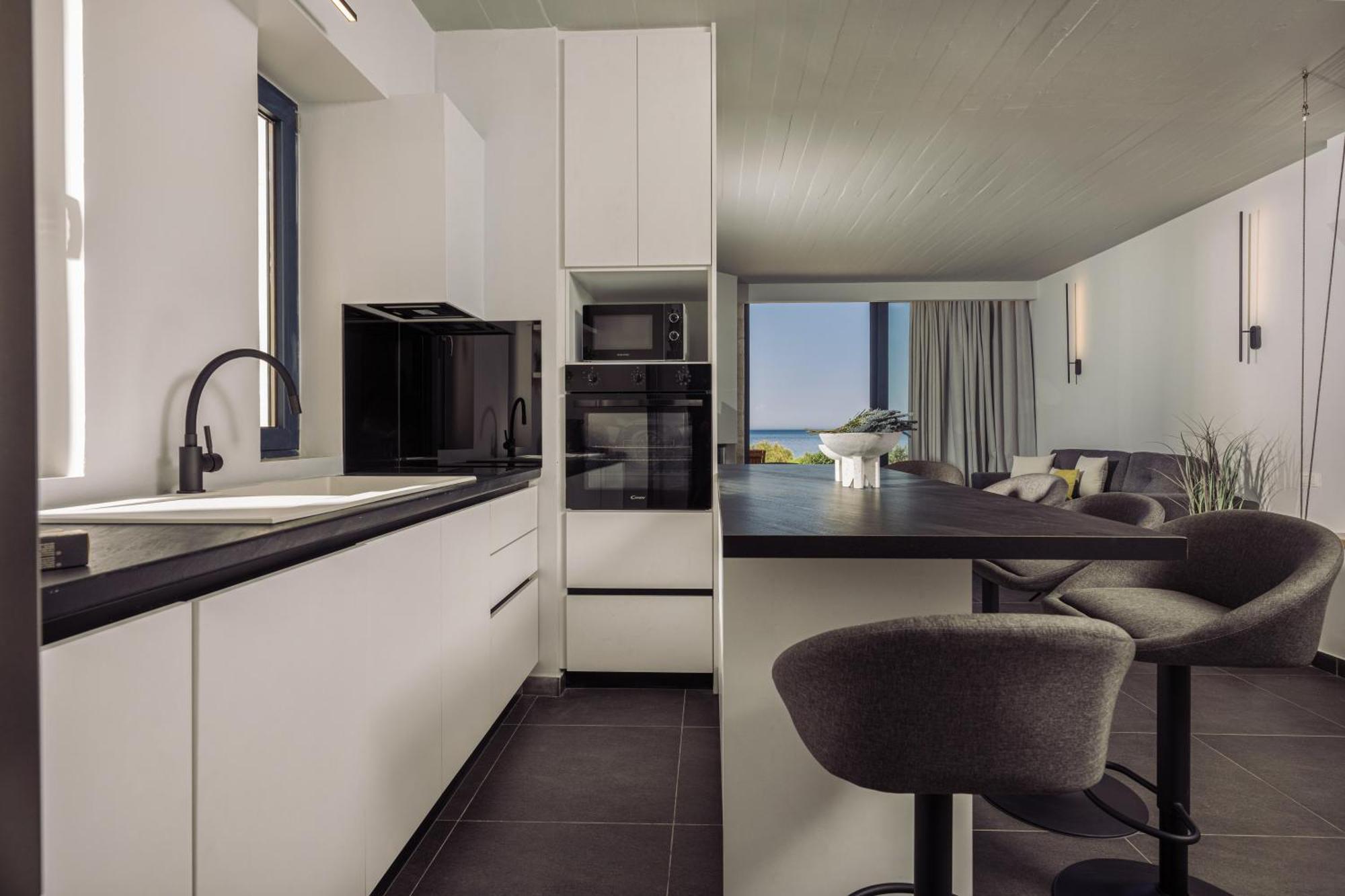 Terra Petra Luxury - The Seafront Retreat Vila