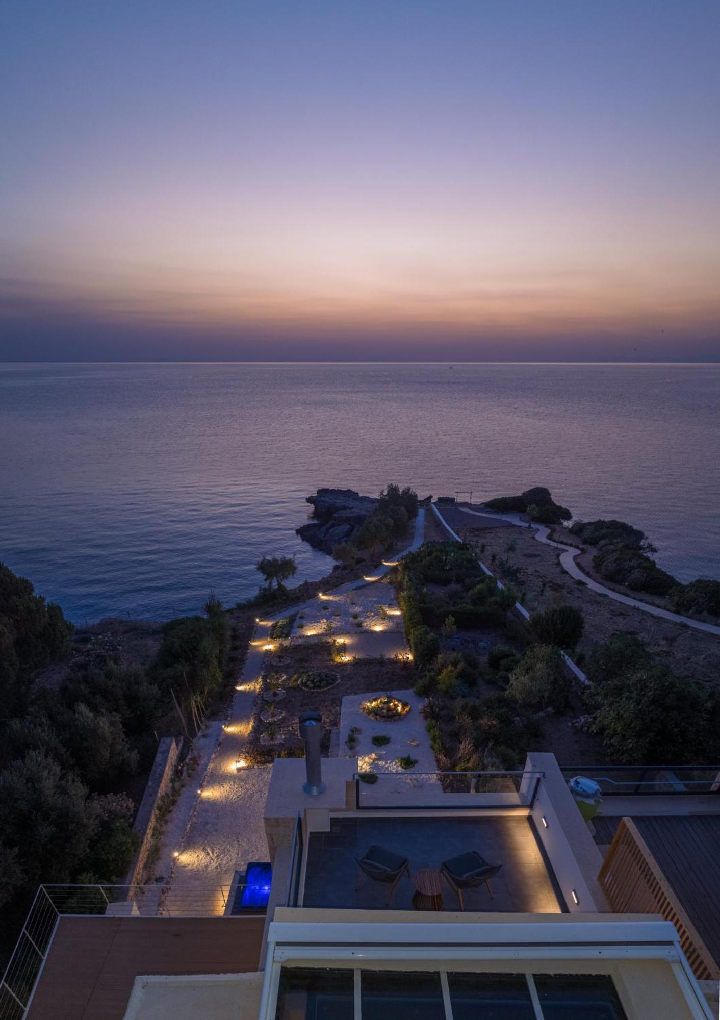 Terra Petra Luxury - The Seafront Retreat Vila Skinária